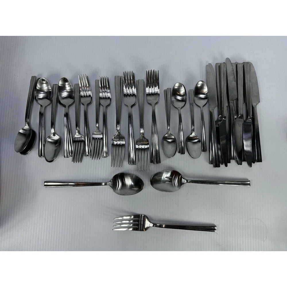 62 Oneida Stainless Steel Flatware China 90-213 Fork Knife Spoon Serving Pieces